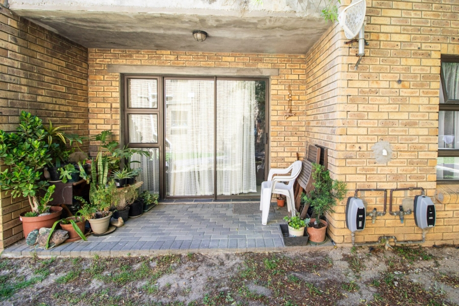 2 Bedroom Property for Sale in Fairview Golf Estate Western Cape